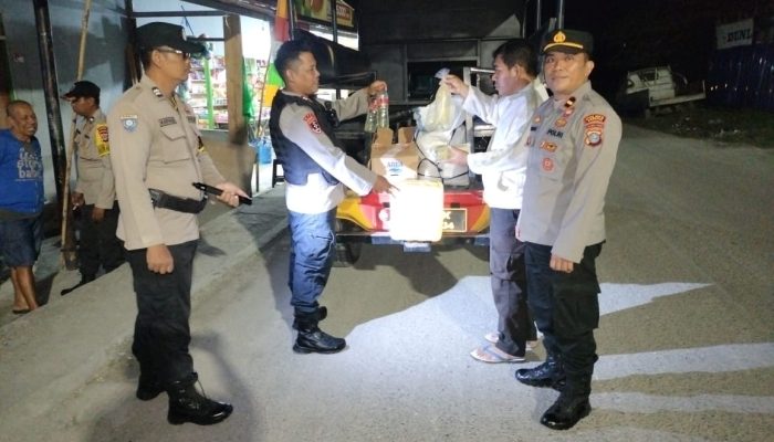 Polisi temukan puluhan liter cap tikus saat razia kosan di Luwuk