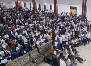 Ribuan Pemuda Babasalan Berani Menatap Masa Depan Bersama Anwar – Reny