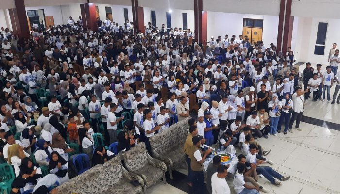 Ribuan Pemuda Babasalan Berani Menatap Masa Depan Bersama Anwar – Reny