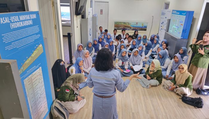 Siswa SMAN 1 Batui pelajari industri migas hingga isu transisi energi