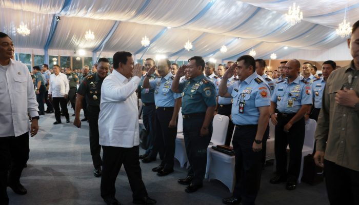 Prabowo Beri Pengarahan ke 1.004 Komandan Satuan TNI: Negara Sejahtera Harus Bisa Lindungi Diri