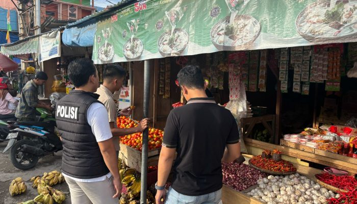 Pastikan Stok dan Harga Bahan Pokok Aman Selama Ramadhan, Polres Banggai Sidak Pasar Simpong